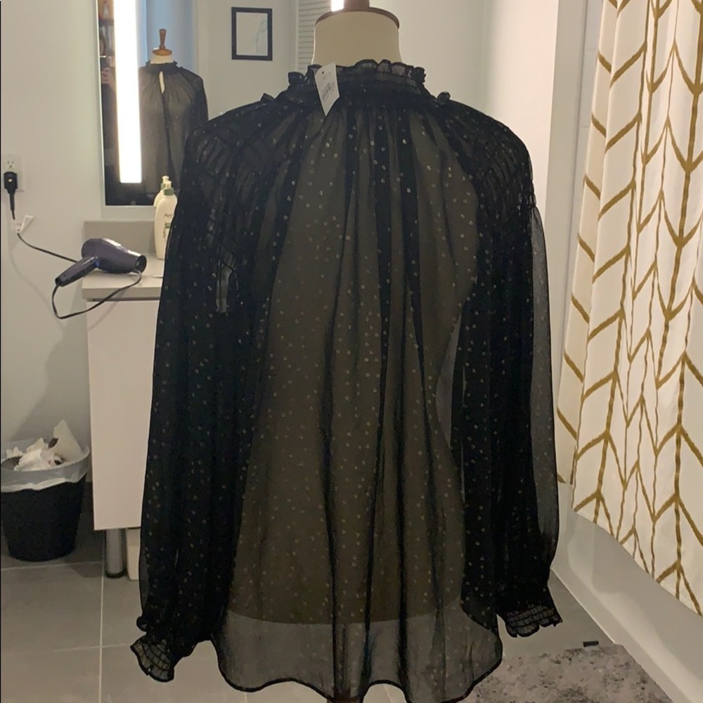 *NWT* Sheer Top- LOFT - Picture 2 of 6